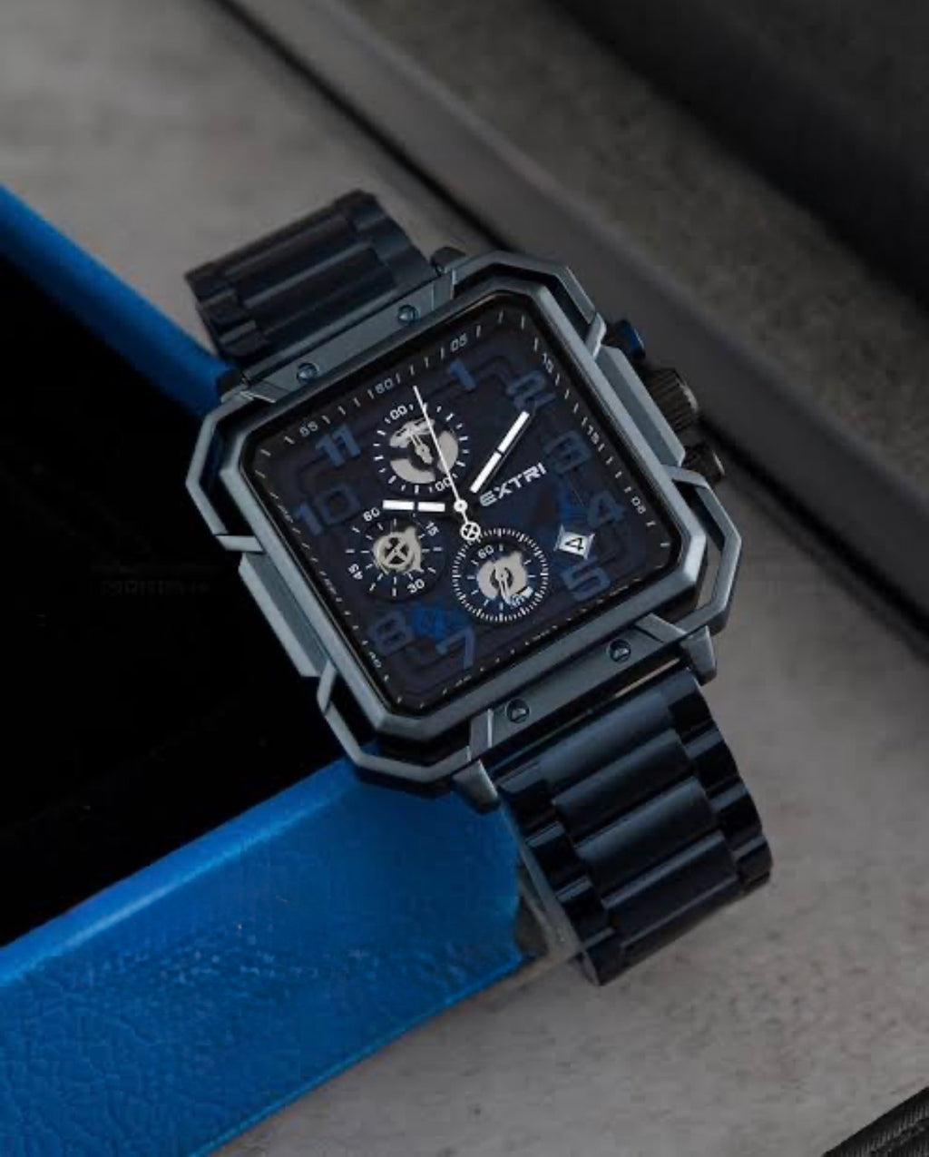 Extri X-6098 Chronograph
